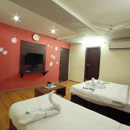 Hotel Avion Inn Ahmedabad Luaran gambar