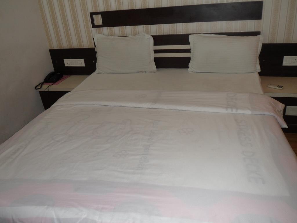 Hotel Avion Inn Ahmedabad Bilik gambar