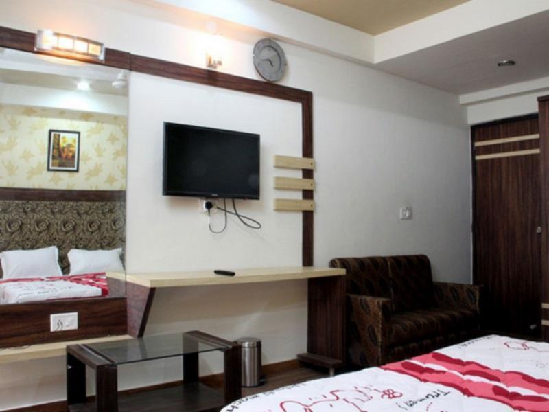 Hotel Avion Inn Ahmedabad Luaran gambar
